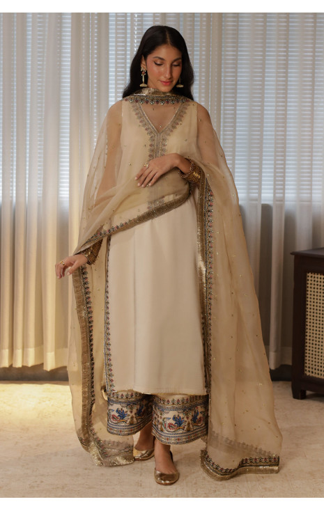 Ivory Outfit